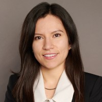 Claudia V. Lara