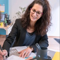 Claire Avola