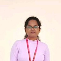 Oviya L