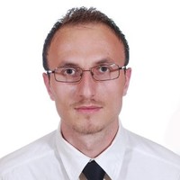 Adriatik Muzhaqi