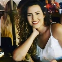Jhuli Caverzam Guizzardi