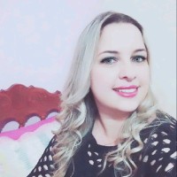 Flávia Valentino