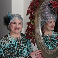 *Dazzling* Dolly Lutz