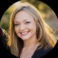 Loretta Lowe