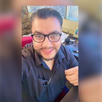 Victor Pineda, Mba