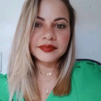 Eline Gomes