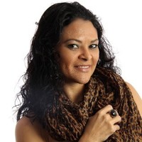 Clívia Andrea Santos