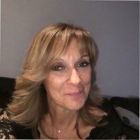Isabelle Thone