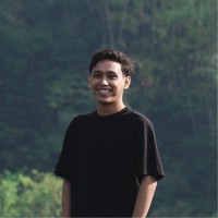Ade Dwi Prayitno