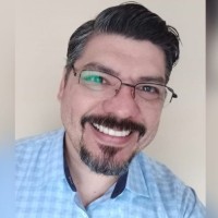 Mauricio Leal