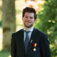 Lukas L.