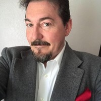 Daniel V Novatnak