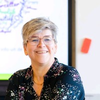 Simone Van Den Bekerom