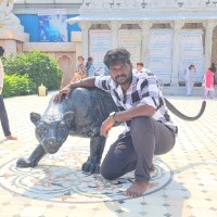Muthu T