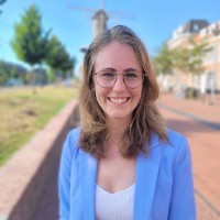 Amber Luesink