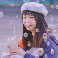 王乃靚