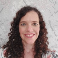Angela Hunt