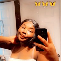 Mia H