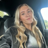 Lucy Riley