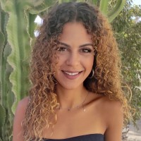 Miriam Maia Vidueira