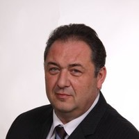Arno Lierzer