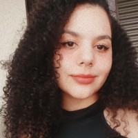 Lara Selena Gonçalves Scaranello