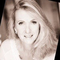 Iris Düppen