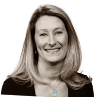 Dr Lucinda Smith