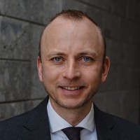 Dr. Bernd Schmid