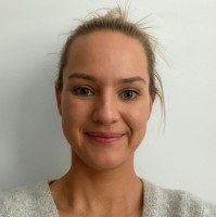 Julia Dunn