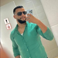 Omar Zari