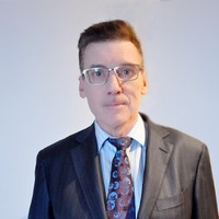 Tom W Hall