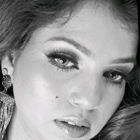 Aina Khan