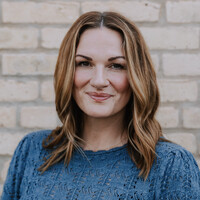Maggie White