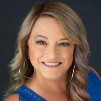 Tami Carr