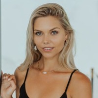 Caroline Pettet