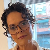 A. Paula Bernardes