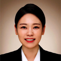김설희