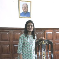 Minal R Biyanii