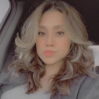 Yesenia Flores