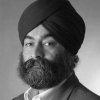 Gurinder Shahi, Dr
