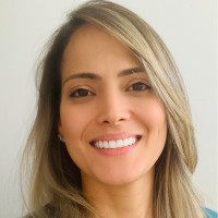 Paula Lins PMP