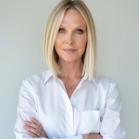 Lindsay Powers