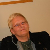Suzanne Hall