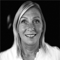 Nicola Blake