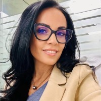Lucia Azálgara