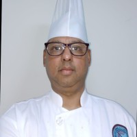 Dennis Gomes