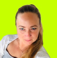 Justyna Kozłowska-Hałas