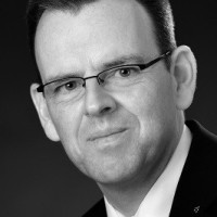 Dr. Stefan Uder