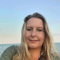 Caroline Van Woerden